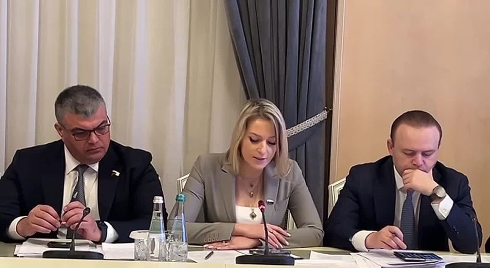 Лантратова: Россия готова помогать Южной Осетии в развитии новых связей