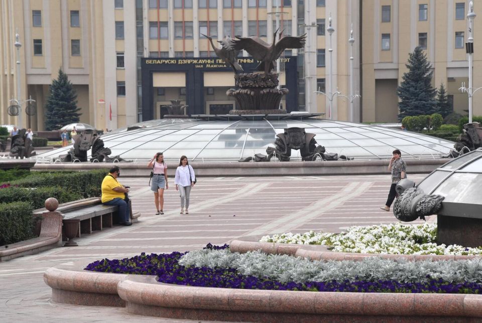 Южная Осетия намерена укреплять культурно-гуманитарные связи с Беларусью — глава МИД