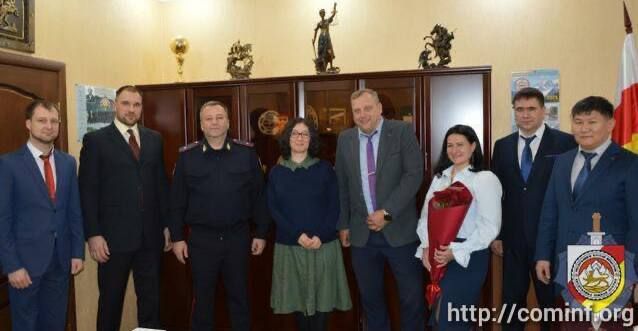 Министр внутренних дел Южной Осетии Эрислав Мамиев встретился с делегацией МВД России