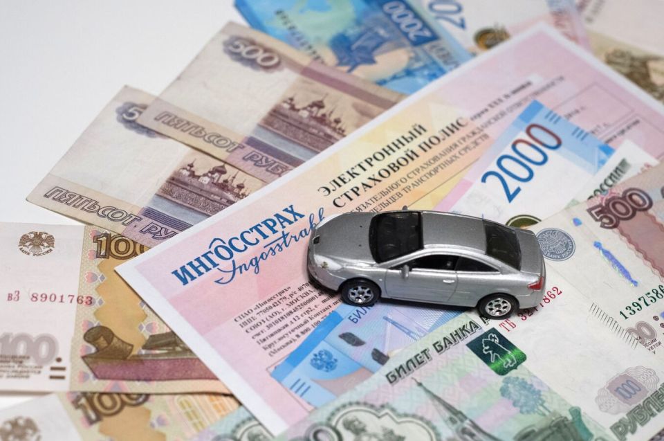 Глава МВД призвал коллег в России временно не штрафовать водителей из РЮО без страховки