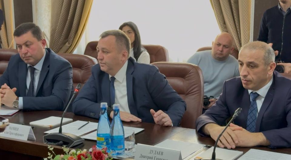 МВД РЮО предложило выдавать краткосрочные полисы ОСАГО на границе с Россией