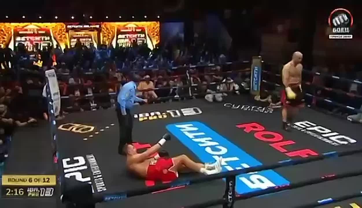 Мурат Гассиев завоевал титул регулярного чемпиона мира в тяжёлом весе по версии WBA