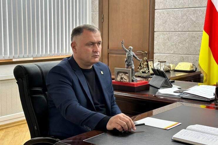 Алан Гаглоев поручил в кратчайшие сроки устранить последствия шквалистого ветра