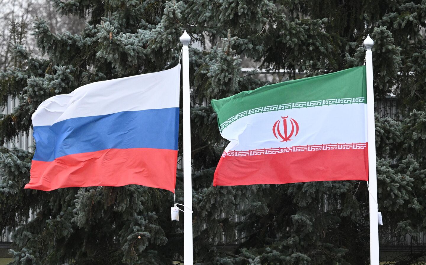 Россия и Иран выходят на новый уровень стратегического взаимодействия – Муаззин