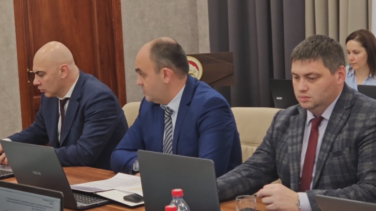 Внесение изменений в Государственную программу поддержки и развития малого и среднего предпринимательства РЮО на 2025 год было рассмотрено на заседании Кабмина