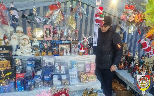 В ходе рейдов сотрудники милиции изъяли более 1000 единиц запрещенной пиротехники