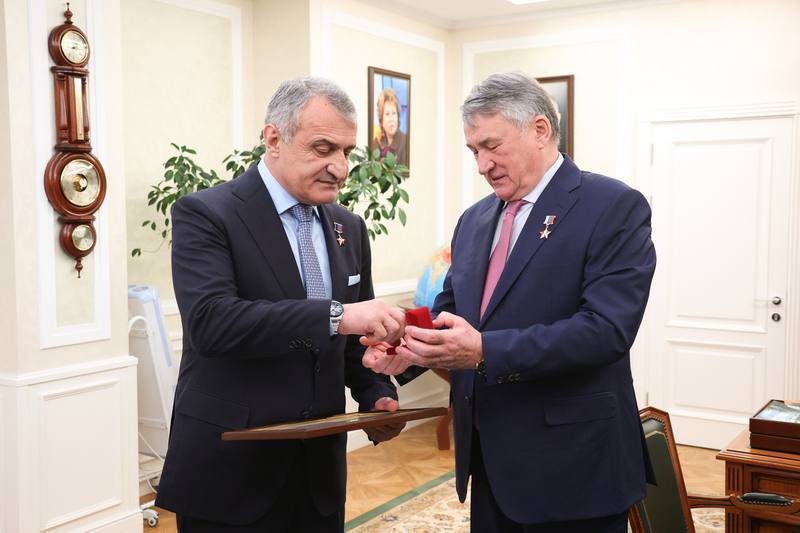 А.И.Бибилова наградили Почетной грамотой Совета Федерации