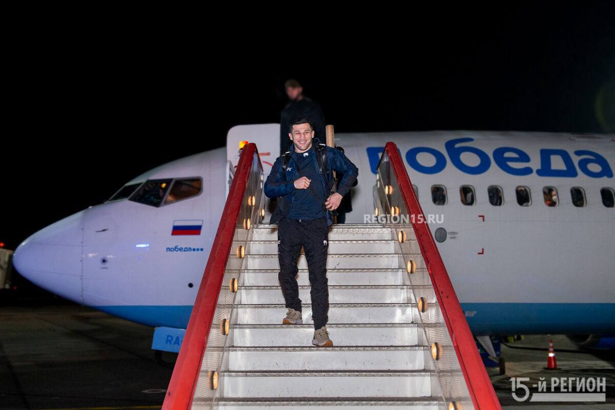 Боец UFC Азамат Бекоев откроет ММА-зал в Северной Осетии