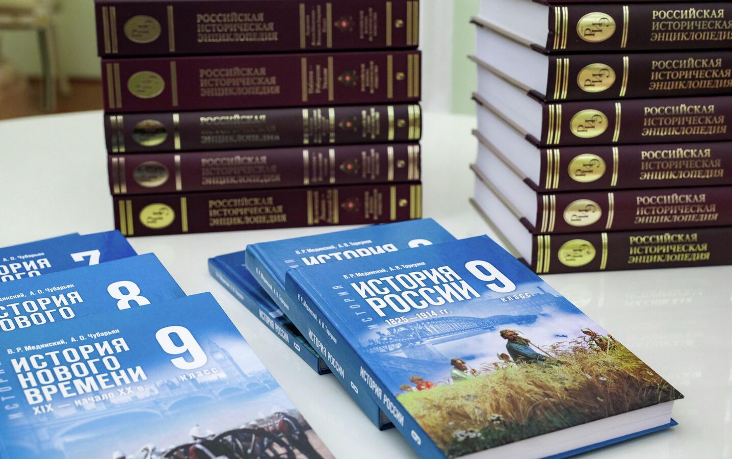 Тедеев: вернуть историческую правду во все школы бывшего СССР – архиважная задача